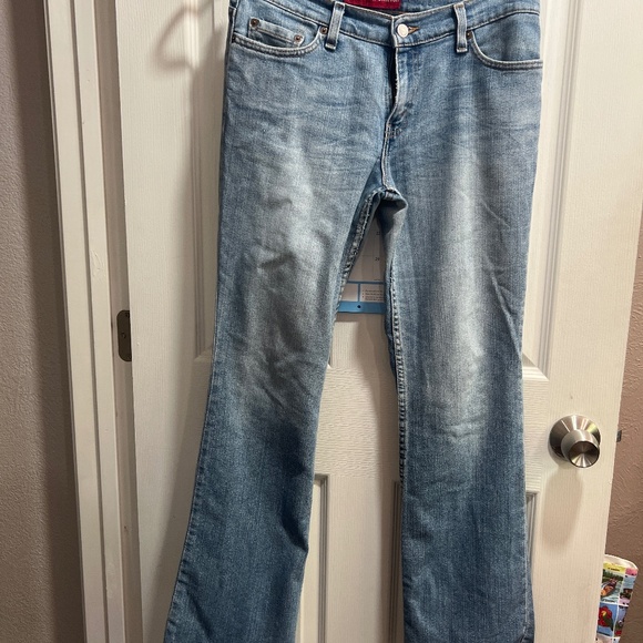 Levi's Denim - Levis 518 stretch bootcut